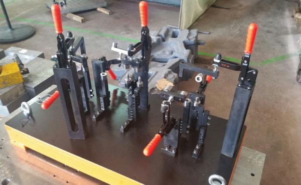 Horizontal Toggle Clamps